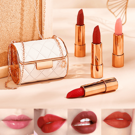 Rouges à lèvres mats dans coffret sac à main chic