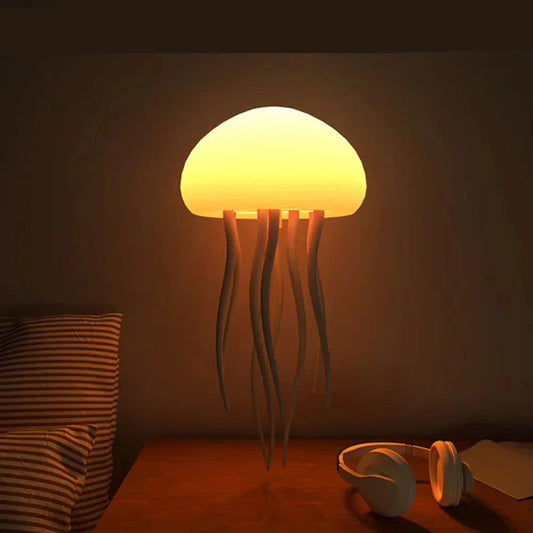 Beroligende meduse natlampe med skiftende farver