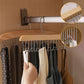Houten multi-haak hanger voor een elegante opslag 