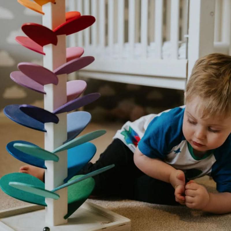 Stimulate your child's creativity with this educational game 