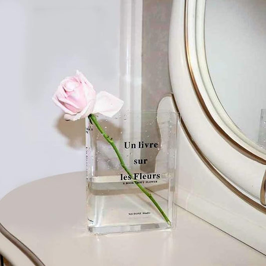 Vaso decorativo livre – Elegância literária na sua casa 