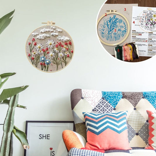 Sæt til broderi med blomster til kreative hobbyer 