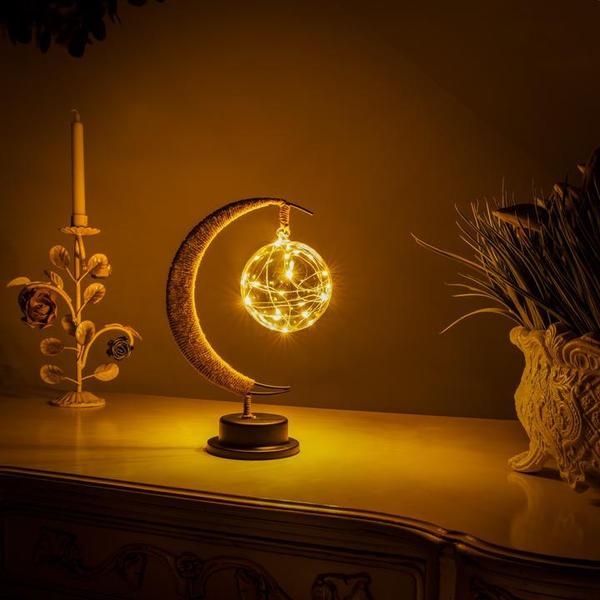 Hängende Mondlampe für eine zauberhafte Atmosphäre 